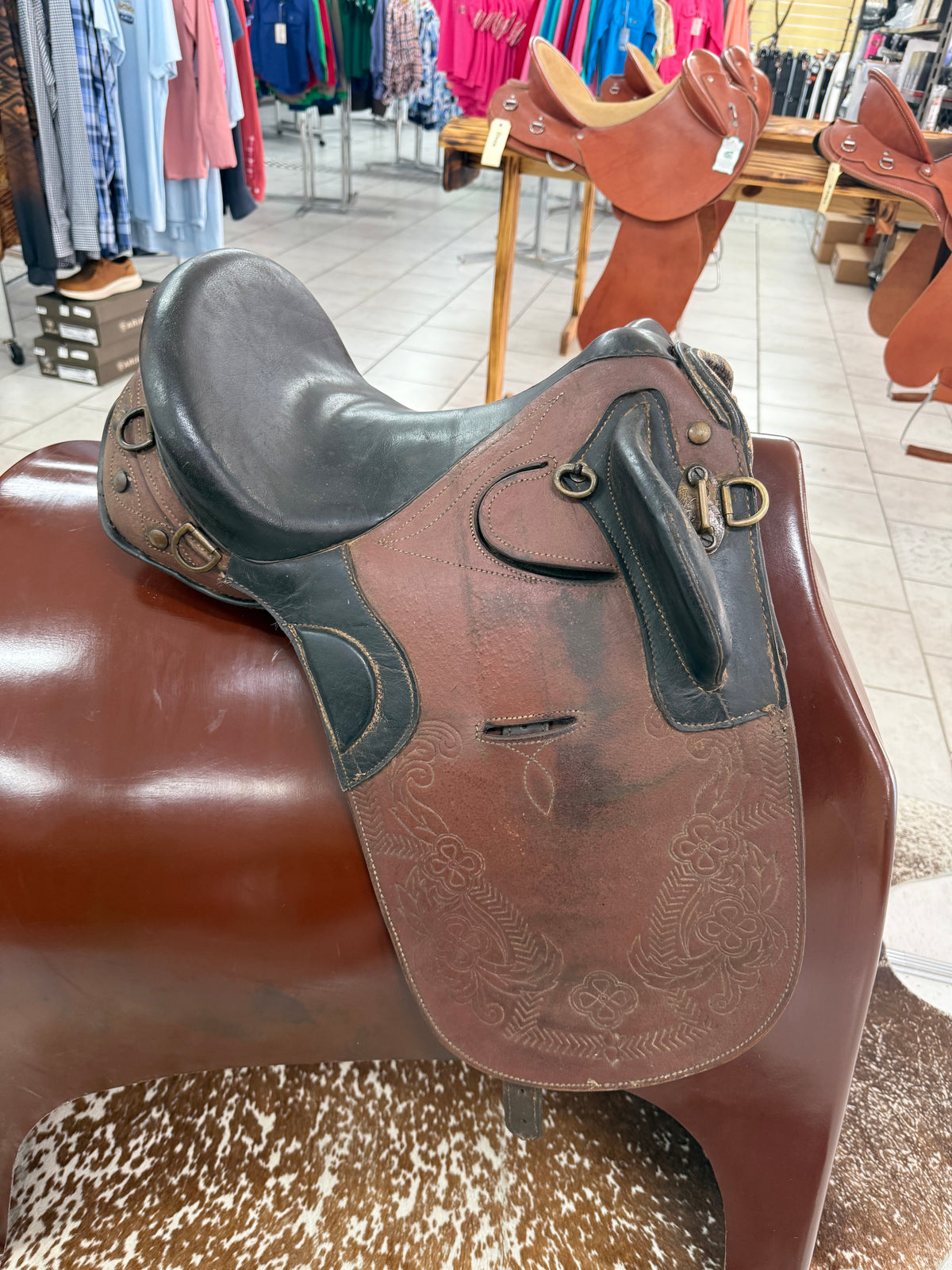 Stock Saddle