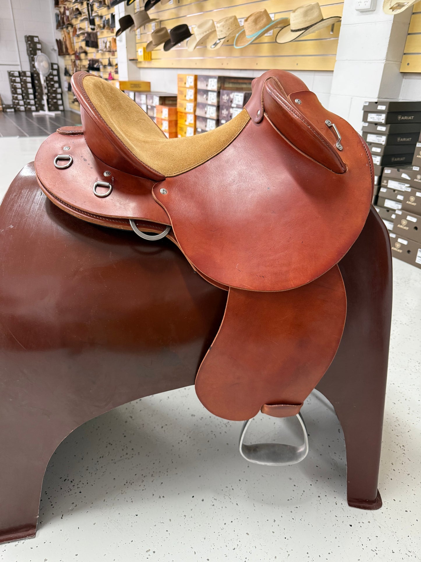 Toowoomba Stock Fender - 15" Saddle