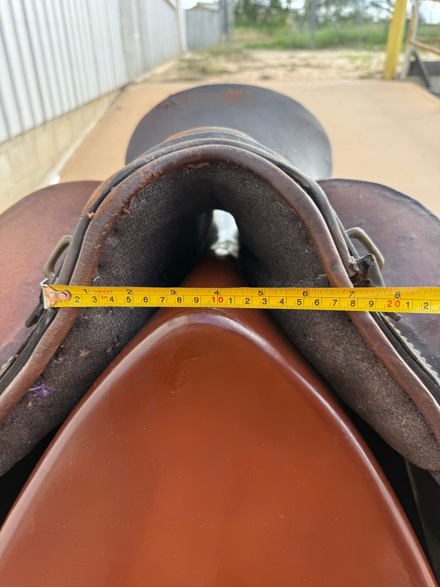 Poly Stock Saddle - 15"