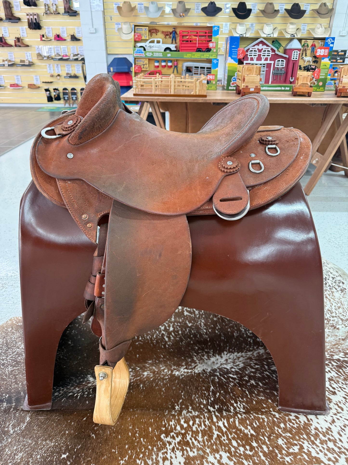 Te Able Western Stock Saddle